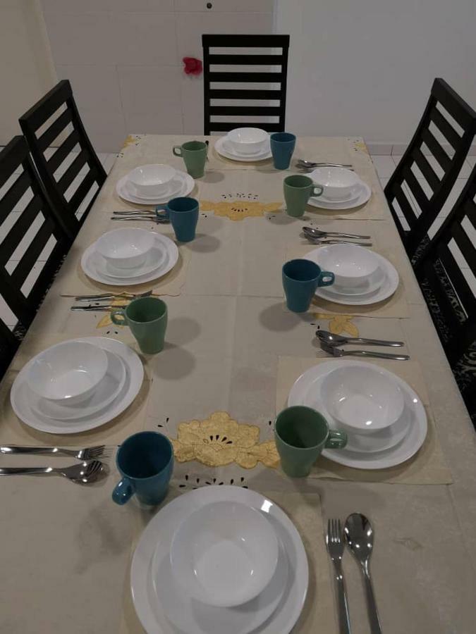 Skyloft Muslim Suite Τζόχορ Μπάχρου Εξωτερικό φωτογραφία